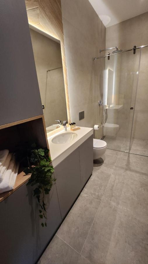 City Nest Modern & Cozy Suites Belgrád Kültér fotó